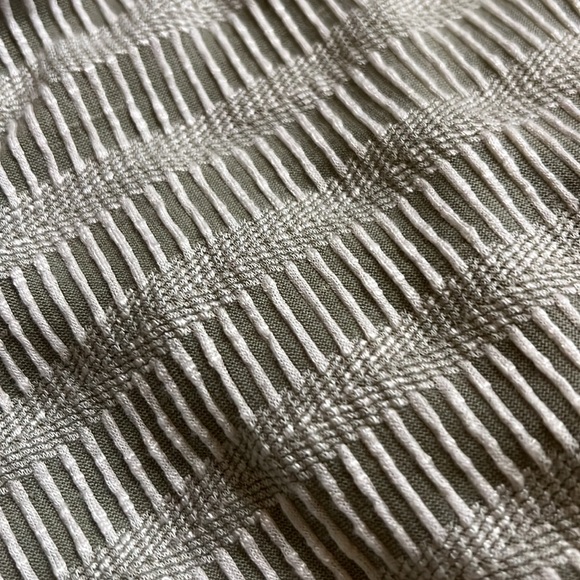 Daytrip Women’s Twisted Front Top - Picture 10 of 10